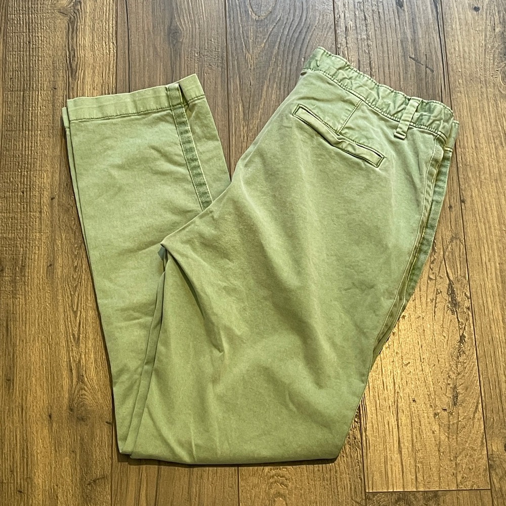 Gap Womens Sage Green Stretch Chino Pants Straight Leg Mid Rise Size 8